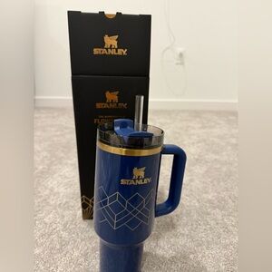 NWT Stanley Quencher H2.0 Flowstate Tumbler 40oz- Nightfall Gloss Deco
